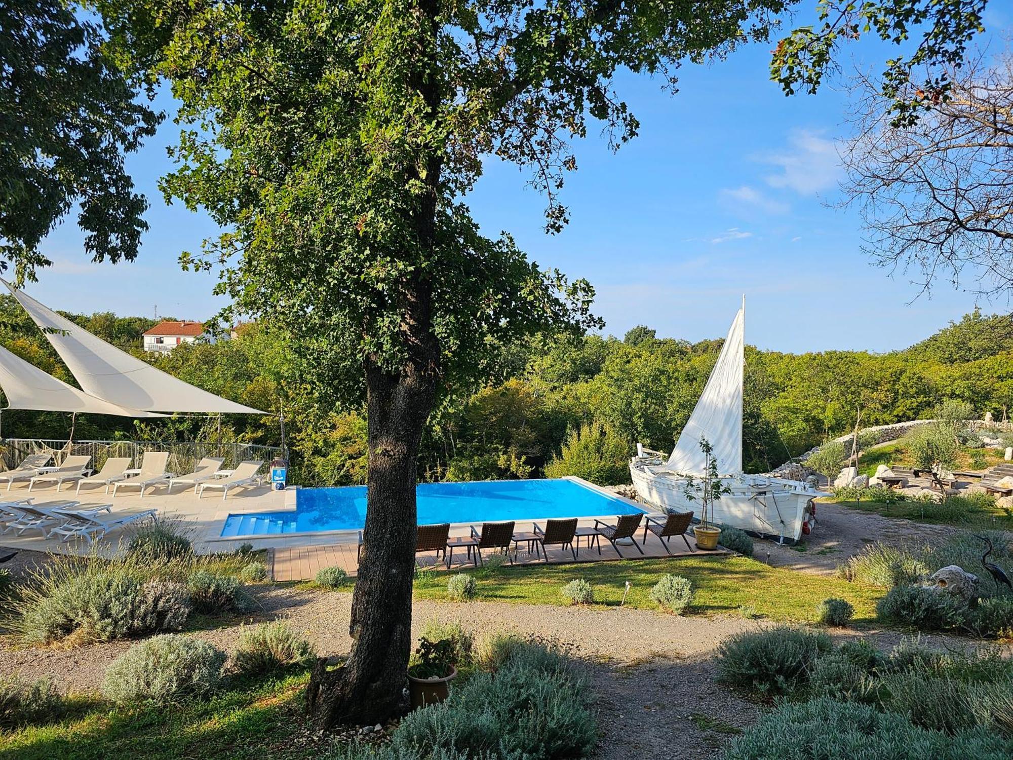 Boutique Resort Osma - Adults Only Malinska Buitenkant foto