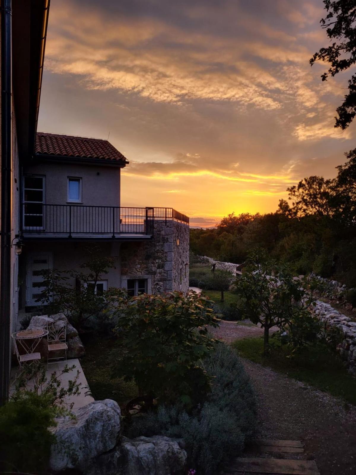 Boutique Resort Osma - Adults Only Malinska Buitenkant foto